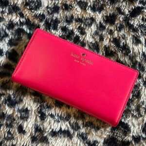 Authentic NWOT Kate Spade Cedar Street Wallet